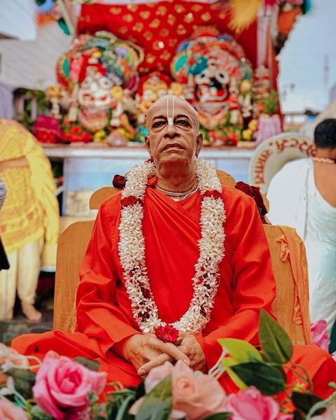 Lord Jagannath, Baladeva, and Subhadra decorated for Rathyatra 2026 at ISKCON Satara — photo 14 of 16