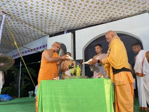 Sri Krishna Janmashtami celebration at ISKCON Satara — photo 5 of 51