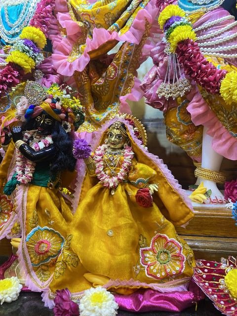 Sri Krishna Janmashtami celebration at ISKCON Satara — photo 20 of 51