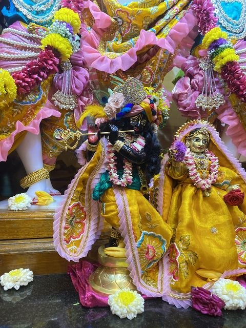 Sri Krishna Janmashtami celebration at ISKCON Satara — photo 21 of 51