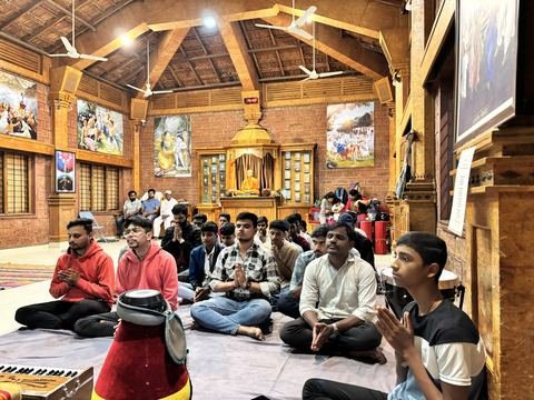 Youth program at ISKCON Satara — photo 4 of 17